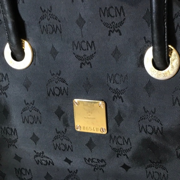 MCM Black and Gold Shoulder Bag - Picture 4 of 14